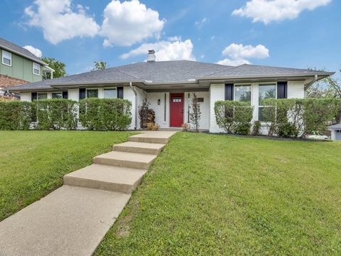 Photo of 7709 Quail Ridge Street, Fort Worth, TX 76179 (MLS # 21229301)