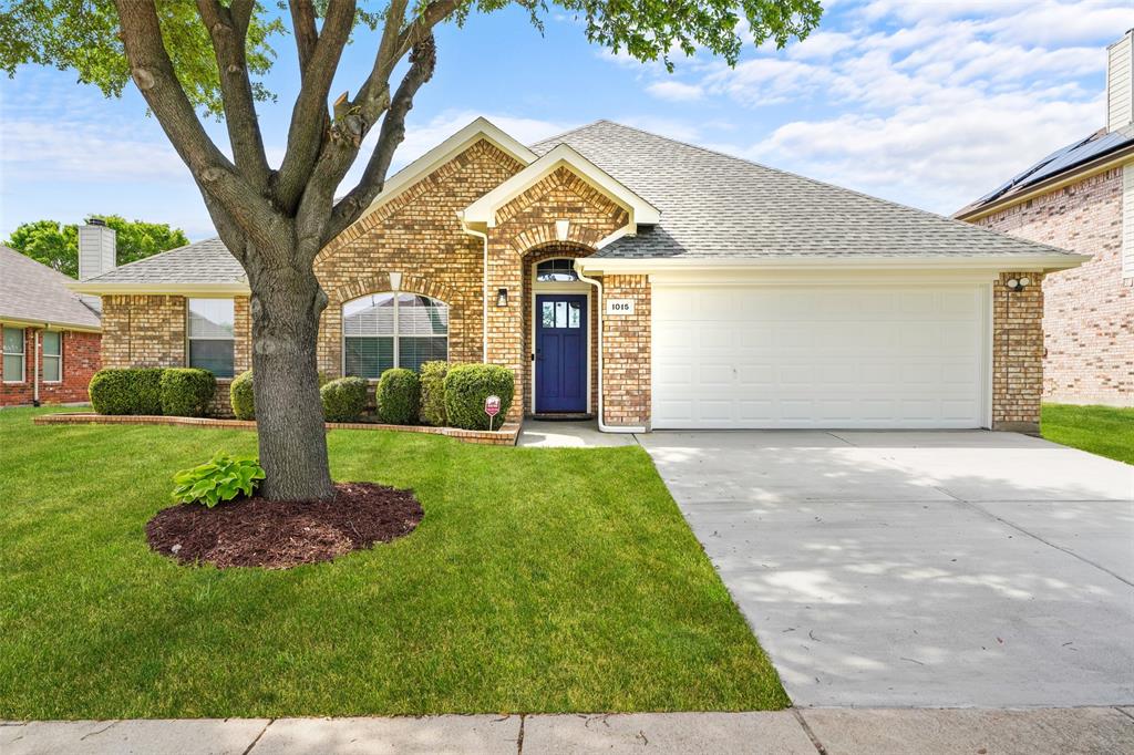 1015 Fleetwood Cove Drive