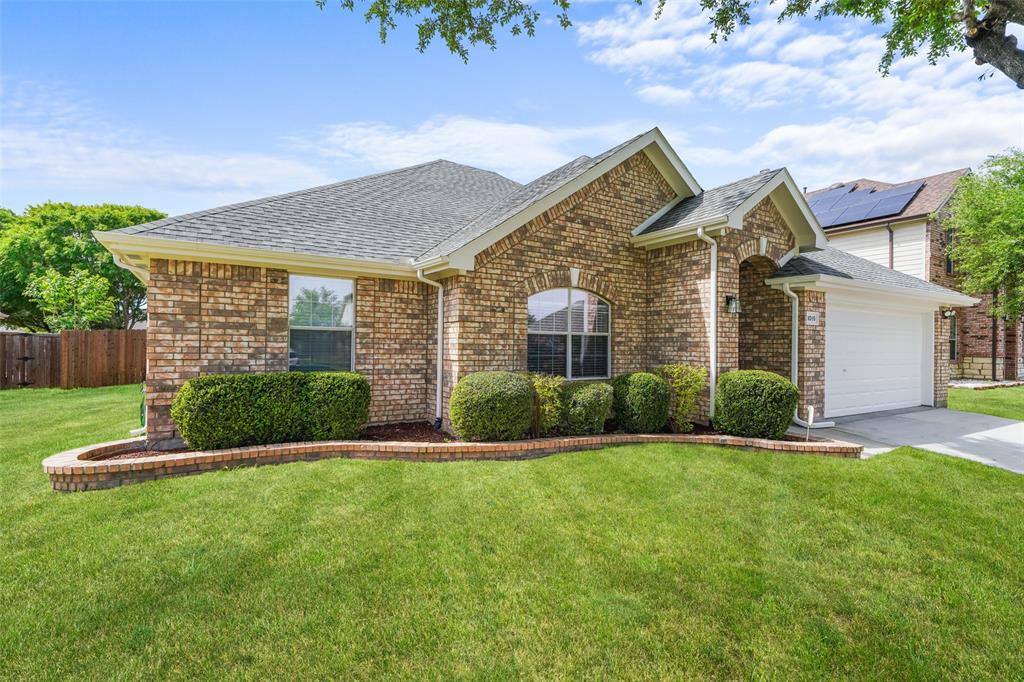 1015 Fleetwood Cove Drive