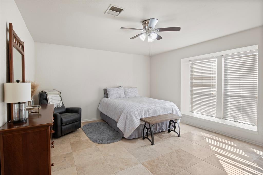1008 Hemlock Court