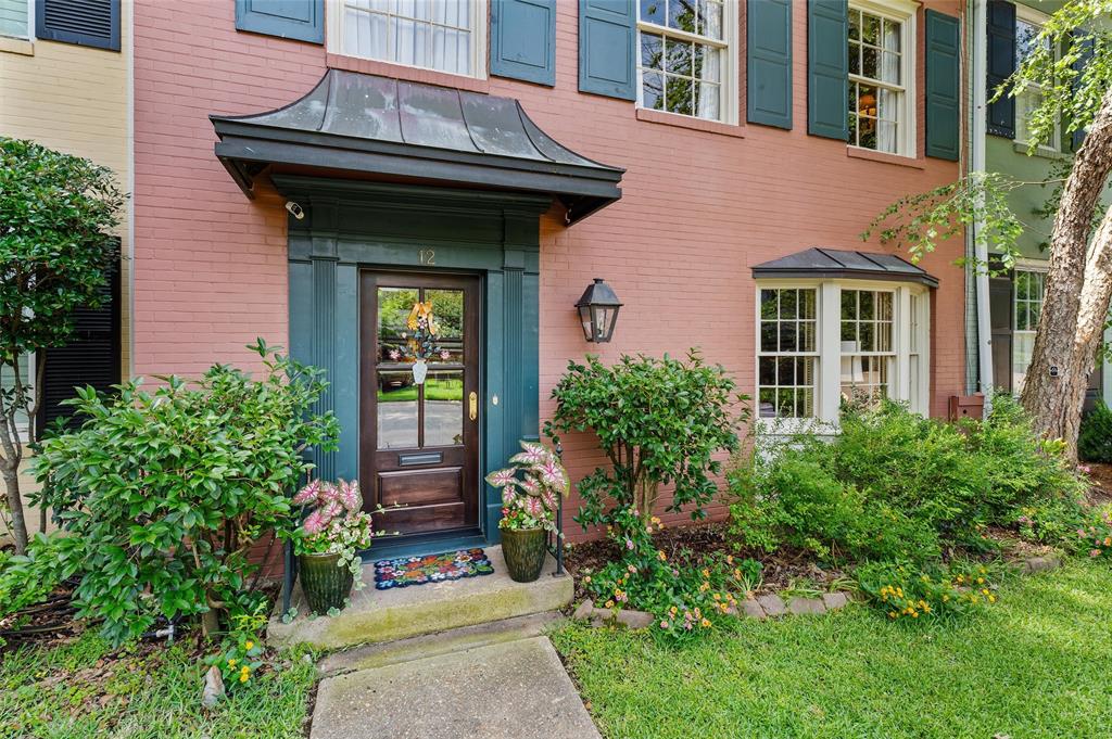 3801 Creswell 12