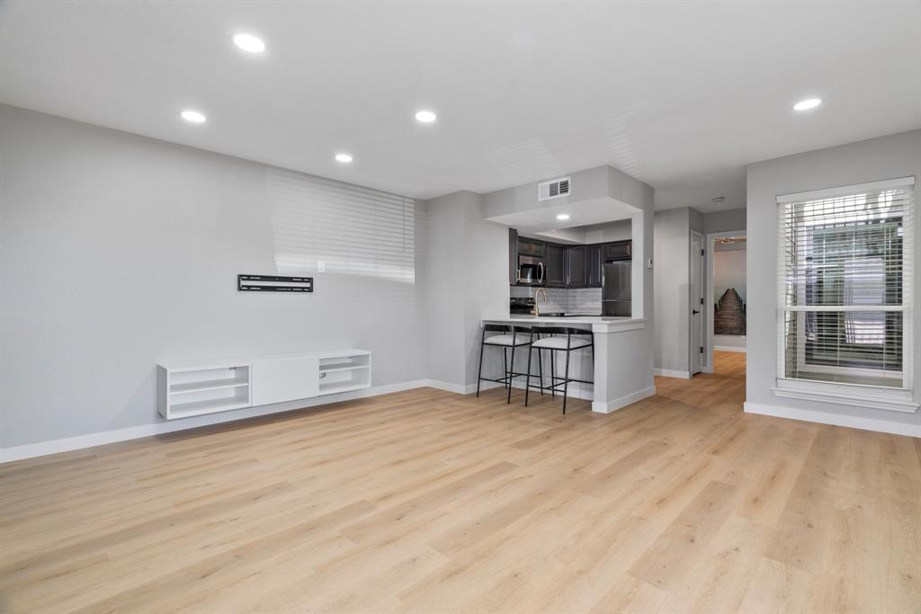 3101 Sondra Drive 108