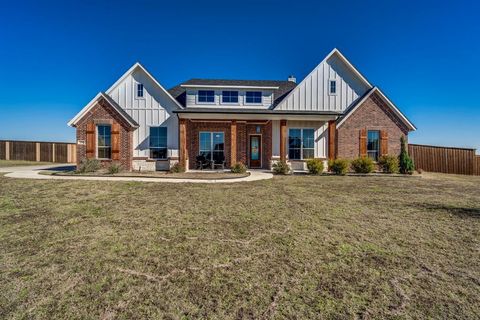 A home in Waxahachie