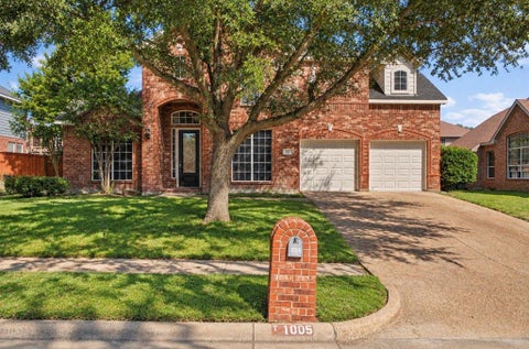 Photo of 1005 Raspberry Lane, DeSoto, TX 75115 (MLS # 21407695)