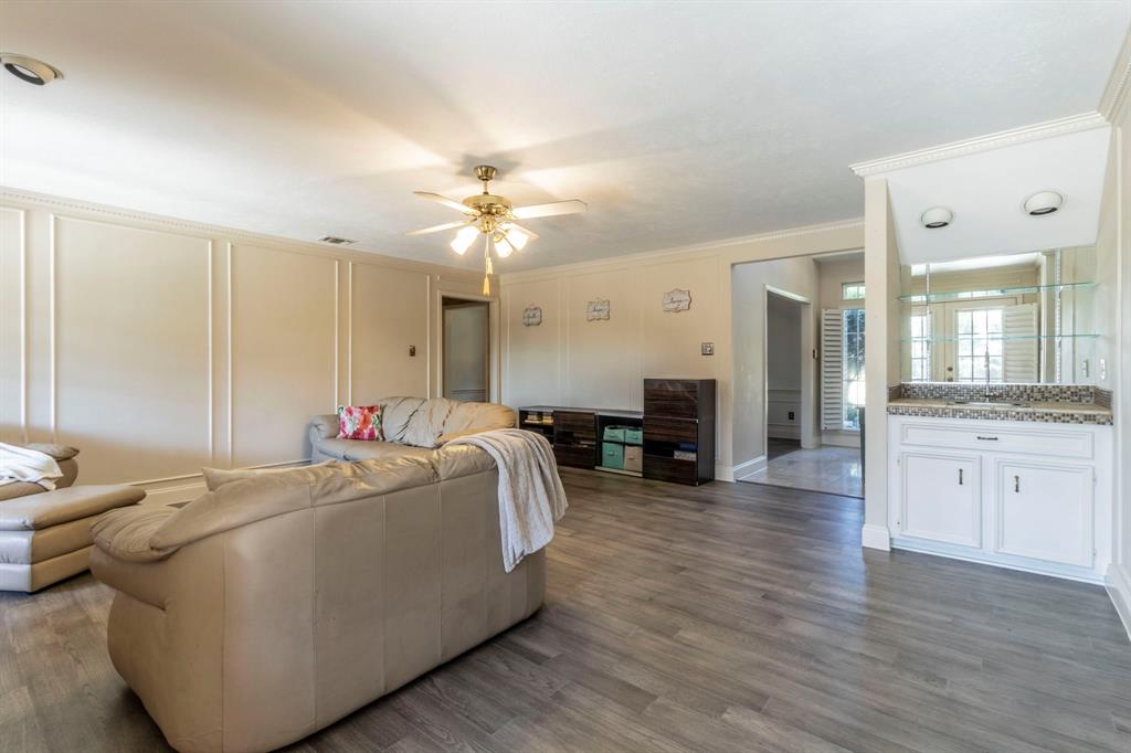2111 Menton Place