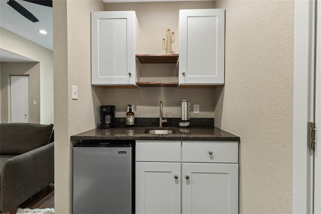 Laguna Tres Estate - Residential Lease