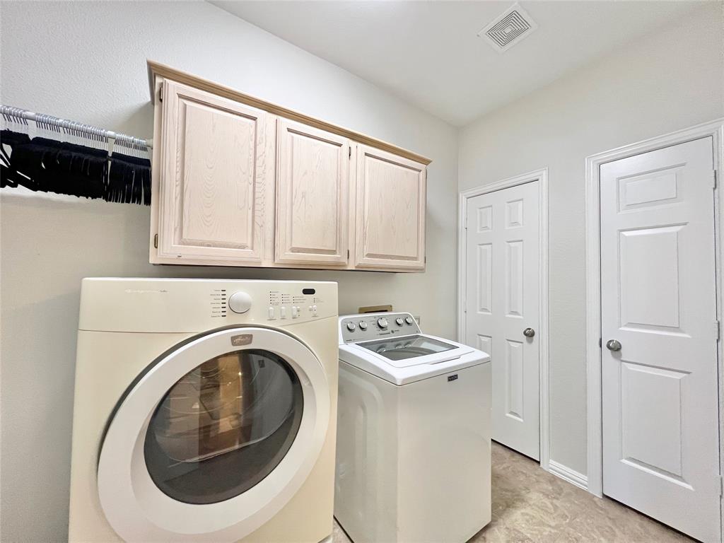 Deerfield West - Residential Lease