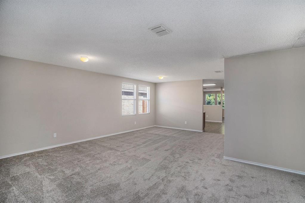 4024 German Pointer Way