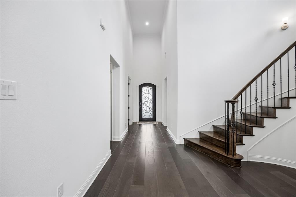 1212 Heritage West Court