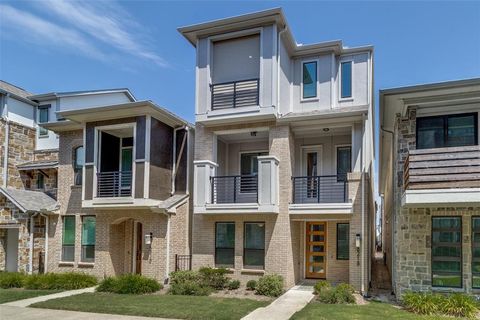 Photo of 8218 Laflin Lane, Dallas, TX 75231 (MLS # 21130308)