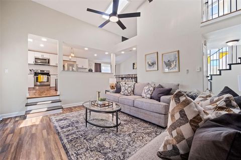 9411 Pinewood Drive Dallas TX 75243