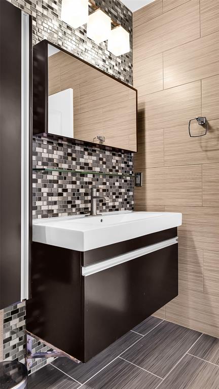 Renaissance On Turtle Creek Condo - Residential