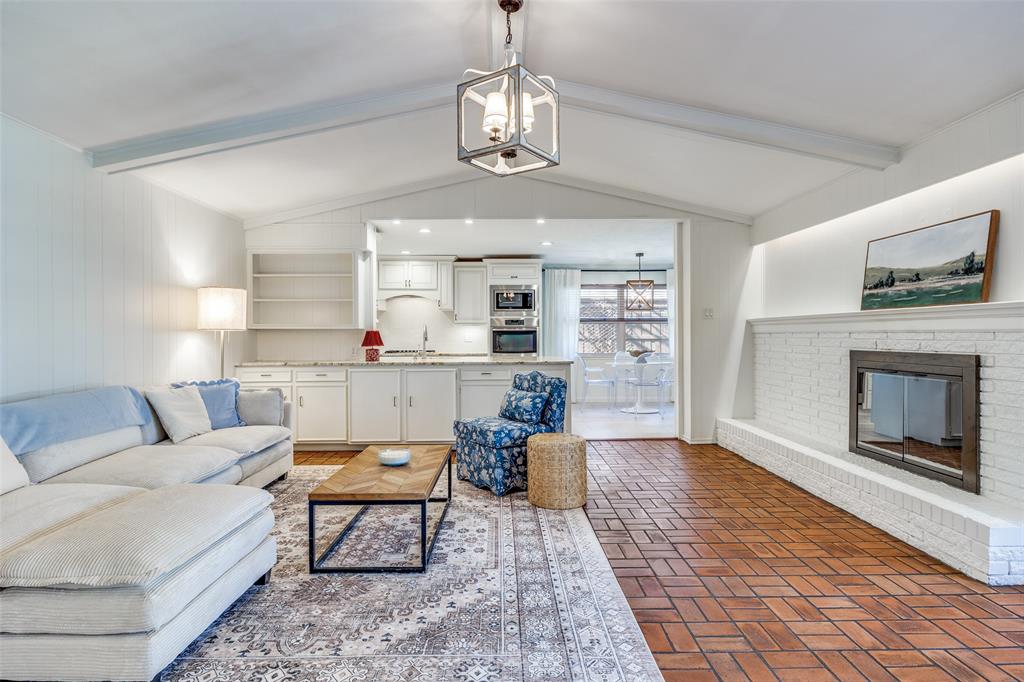 Schreiber Manor 01 Inst - Residential