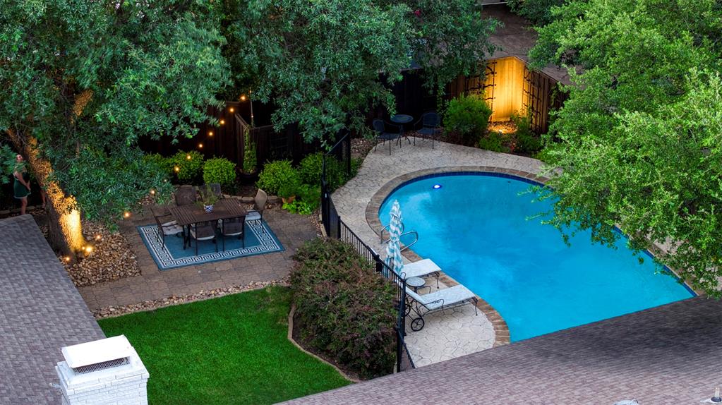 Schreiber Manor 01 Inst - Residential