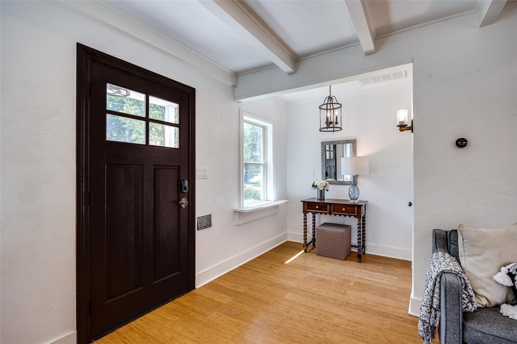 6819 Santa Fe Avenue