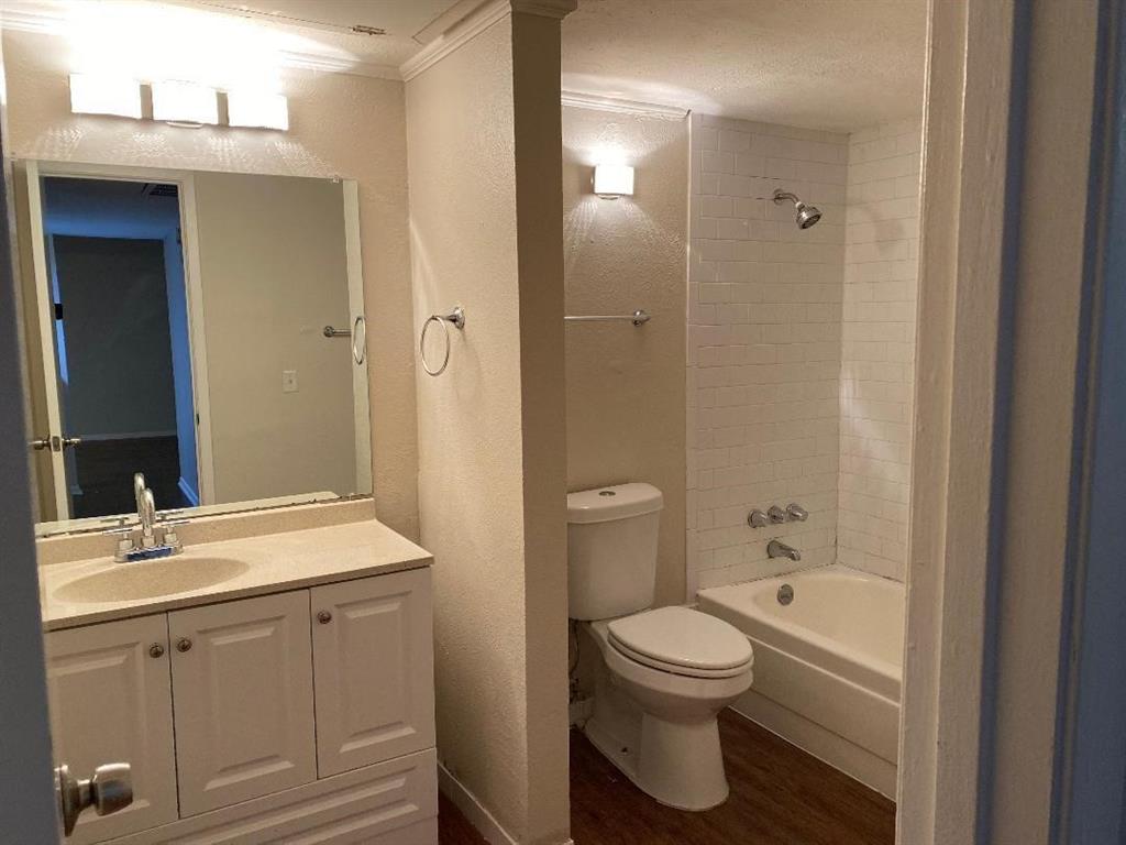 Dallas, Texas 75219, United States, 2 Bedrooms Bedrooms, ,1 BathroomBathrooms,Residential,Active,170206