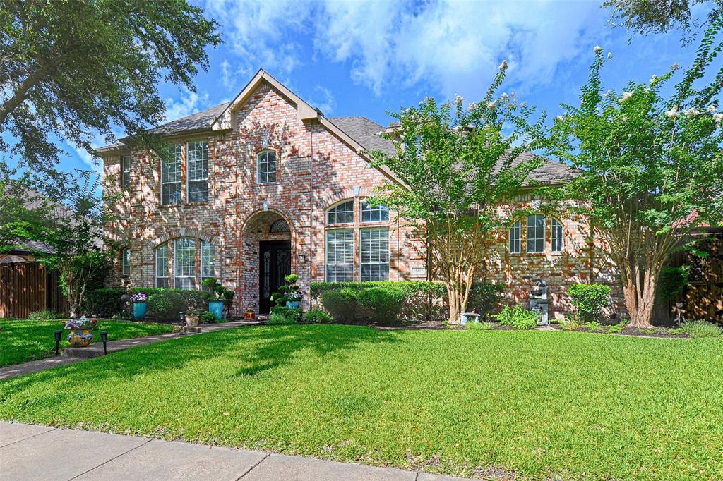 2605 Saratoga Drive