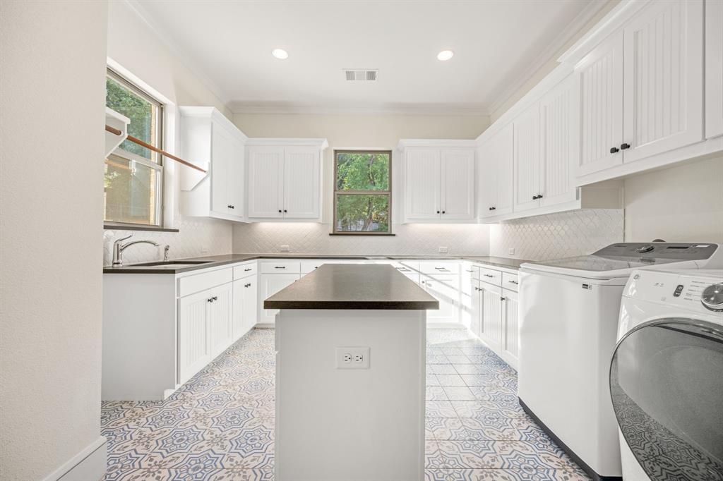 Villas of Hidden Knoll - Residential