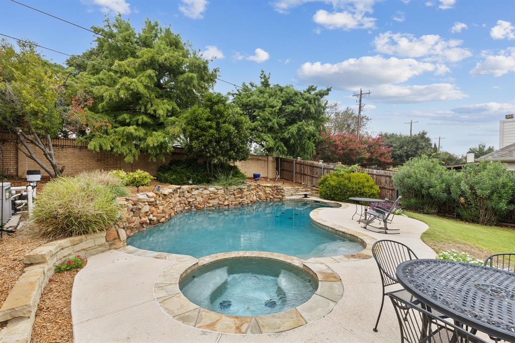 Wilshire Valley - Residential