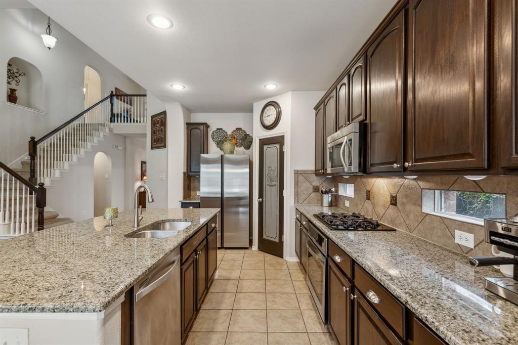 Wilshire Valley - Residential