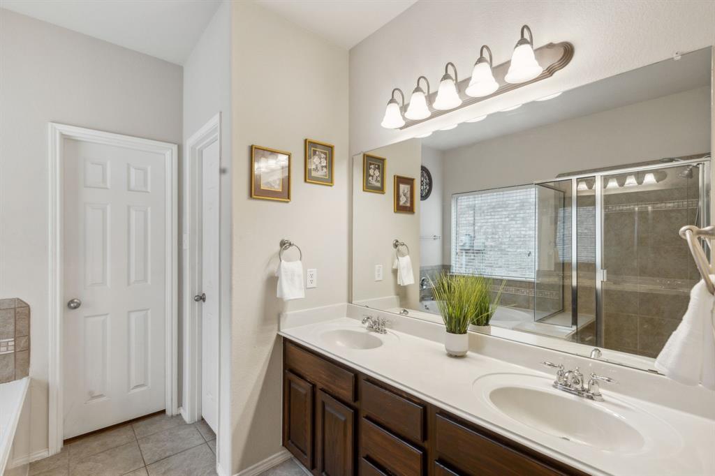 Wilshire Valley - Residential