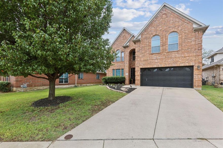 Welcome home to this spacious 4 bed, 2.5 bath with STUNNING BACKYARD POOL! Offering nearly 3,000 sqft of comfortable living space and a flexible floor plan including a dedicated office, two dining areas, and an upstairs game room- plenty of room for work, play, and everyday life. The first level living space boasts soaring ceilings and a flood of natural light leading in to the open-concept kitchen with modern stainless appliances, granite countertops and an oversized eat-at island. The property sits on a 7,836 sqft lot, with a meticulously landscaped backyard surrounding a gorgeous pool and spa combo- perfect for entertaining in those warm Texas summers. Located in a family-friendly neighborhood, close to top-rated Keller ISD schools, local parks, and walking trails. Conveniently close to nearby shopping, dining and entertainment options. Don't miss this modern, expertly-designed home in a prime Fort Worth location!