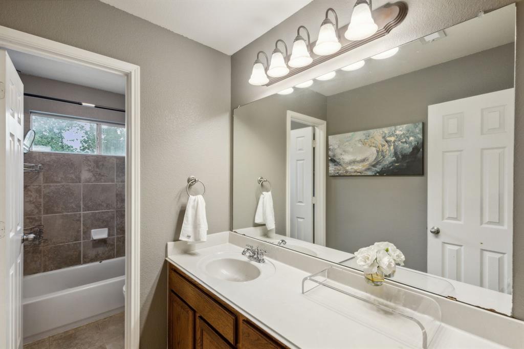 Wilshire Valley - Residential