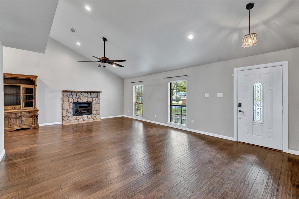 513 Harrington Lane