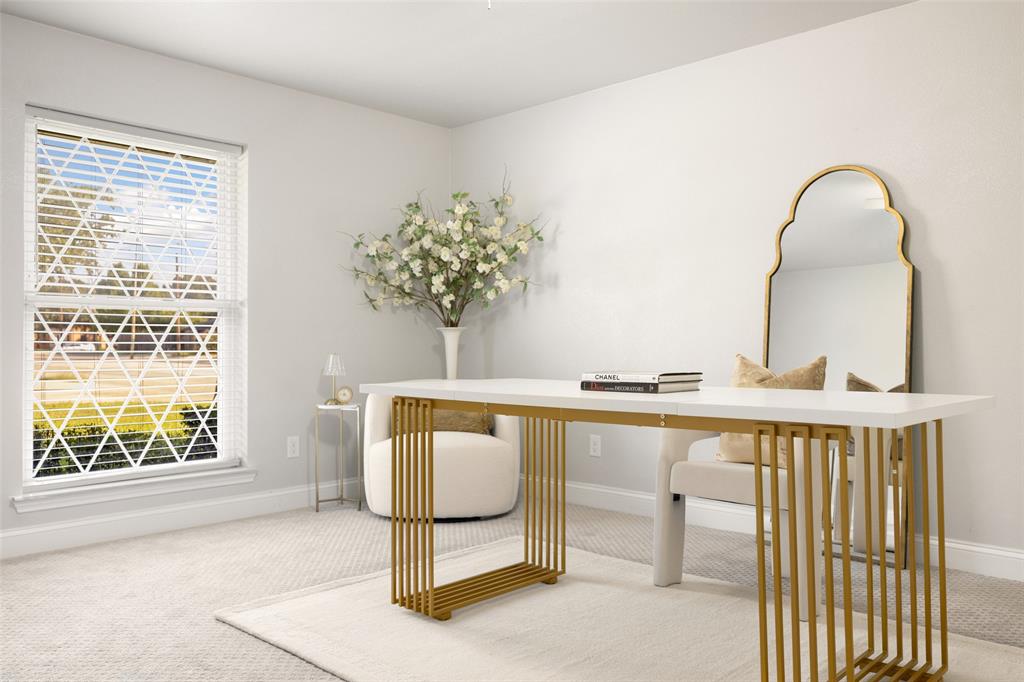 Lovers Lane East - Residential Lease