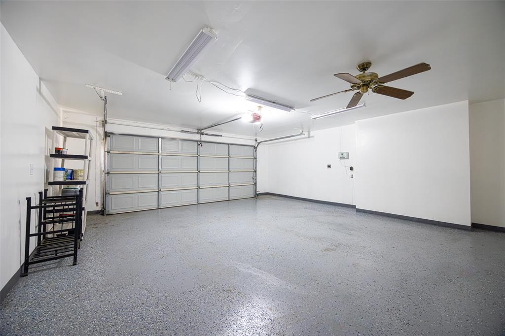 Lovers Lane East - Residential Lease