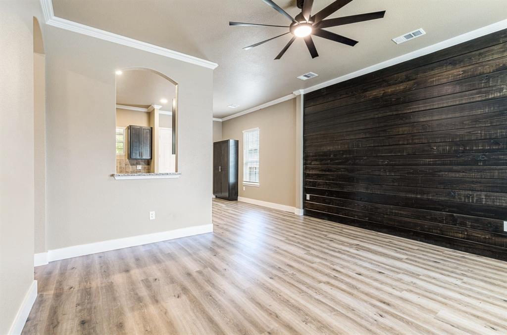 413 Henderson Street