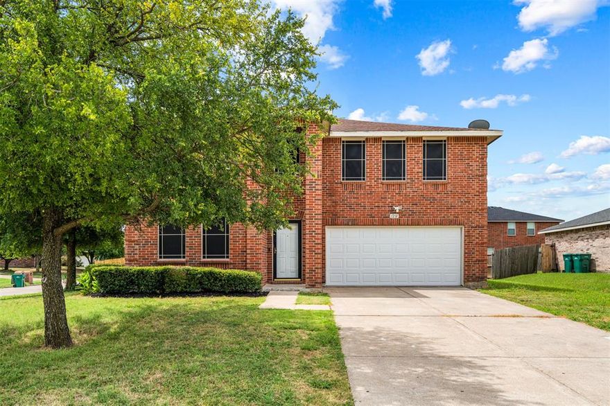 Beautifully updated home for lease in Cedar Hill.  It has fresh paint, new flooring, modern countertops, renovated bathrooms, and new carpet upstairs in all rooms. Downstairs, you'll find an open floor plan with a kitchen and nook, as well as two family rooms. There's also a guest room with a full bath. Upstairs, there's a Master Bedroom with an attached retreat, a game room, and a computer nook or workout area. This house offers plenty of space for entertaining family and friends. This home is in a great location in Cedar Hill.