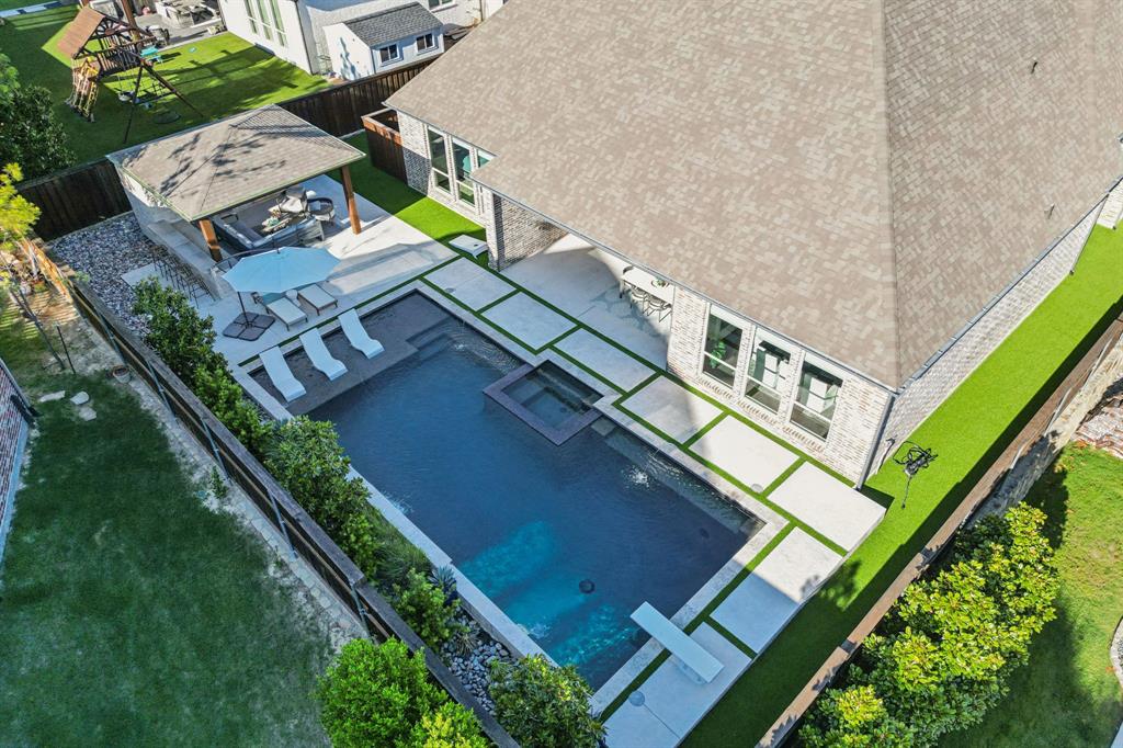 7013 Emerald Creek Drive