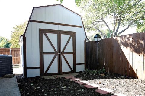 A home in Farmers Branch