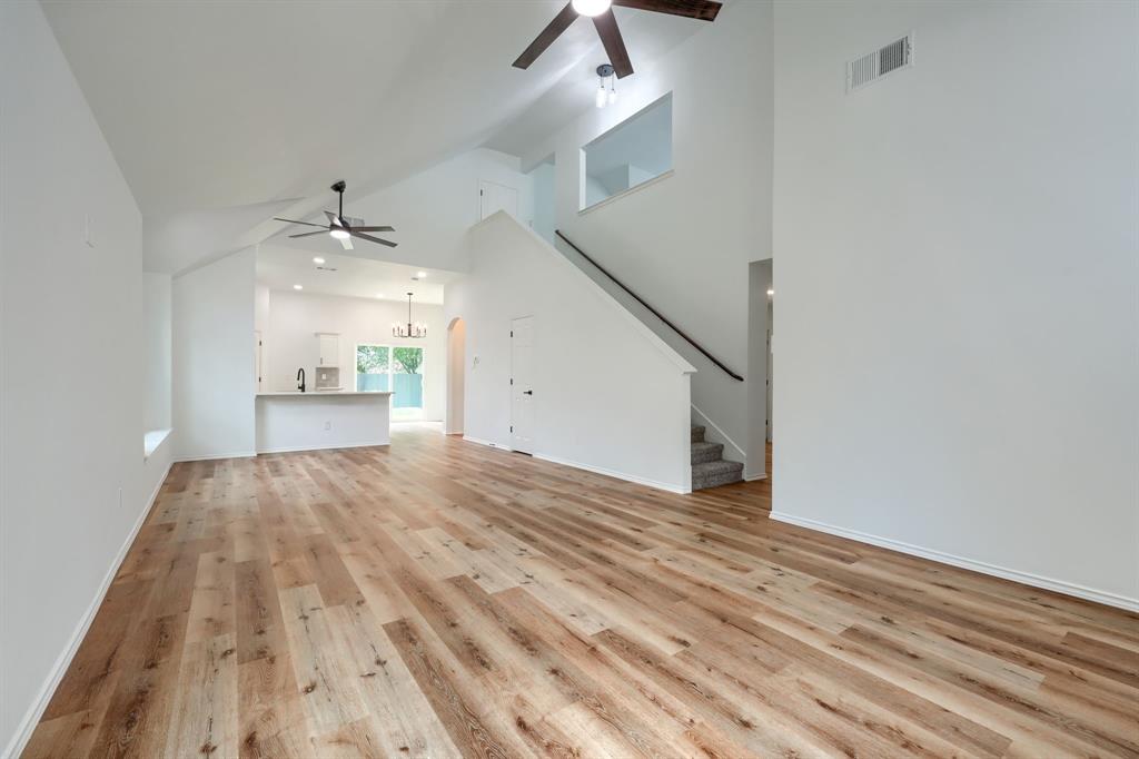 616 Fox Run Trail