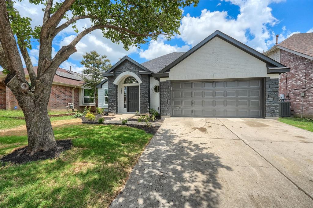 616 Fox Run Trail