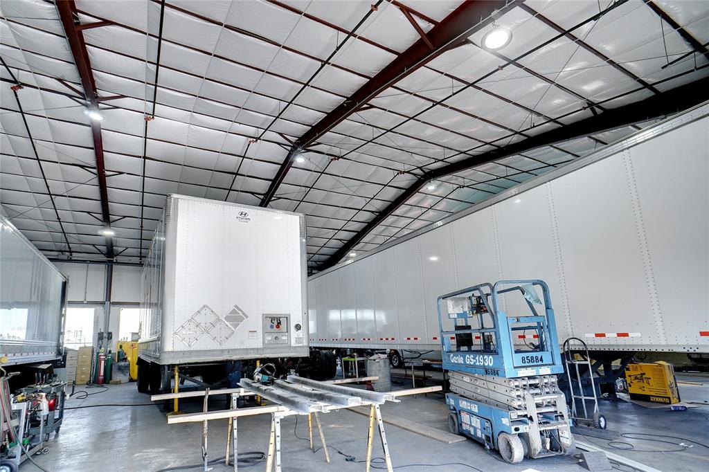 Dalworth Indust District - Commercial Sale