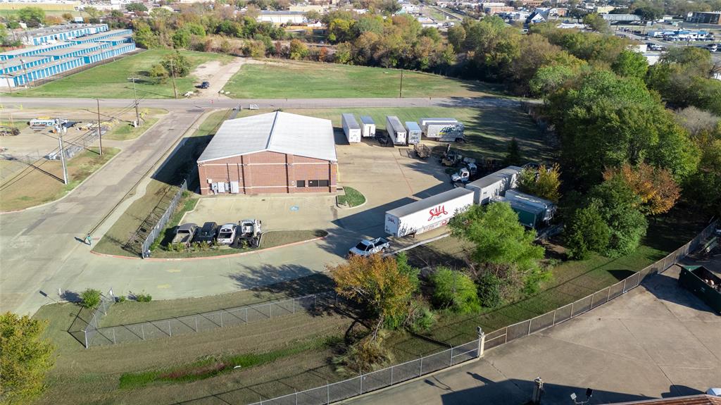 Dalworth Indust District - Commercial Sale