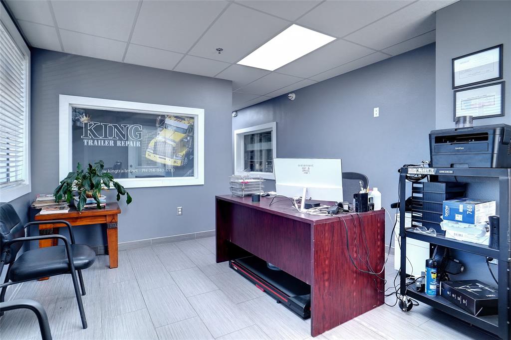 Dalworth Indust District - Commercial Sale