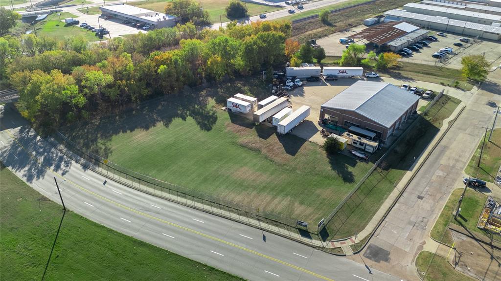 Dalworth Indust District - Commercial Sale