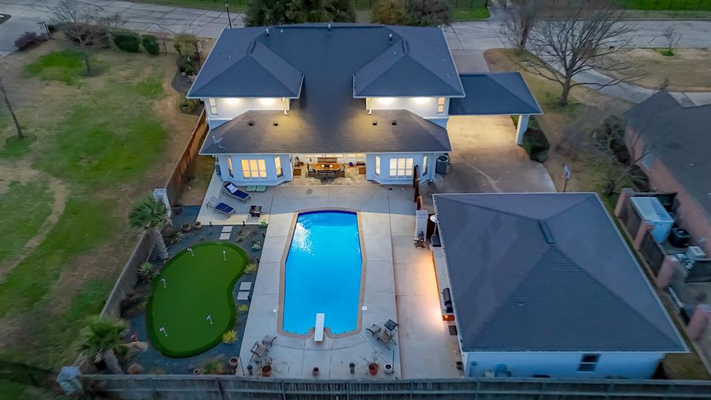 1209 Windsor Drive