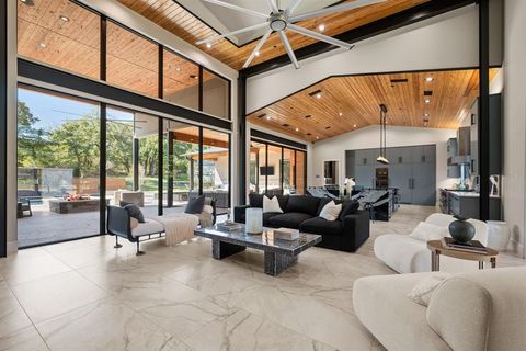 Tiny photo for 916 Dove Creek Court, Bartonville, TX 76226 (MLS # 21086445)