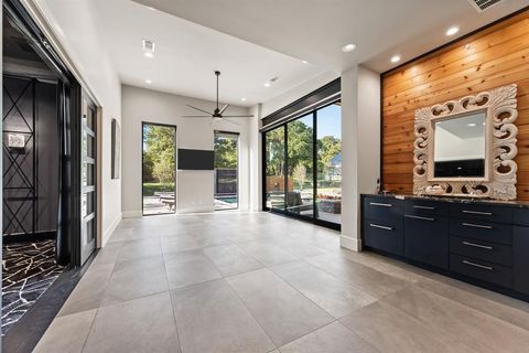 Tiny photo for 916 Dove Creek Court, Bartonville, TX 76226 (MLS # 21086445)