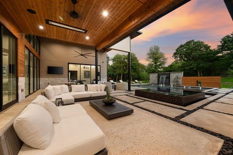 Tiny photo for 916 Dove Creek Court, Bartonville, TX 76226 (MLS # 21086445)