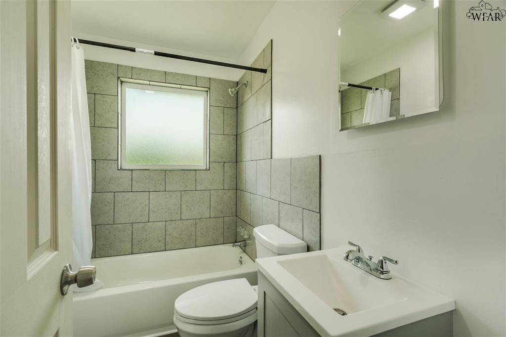 Lynwood West - Residential