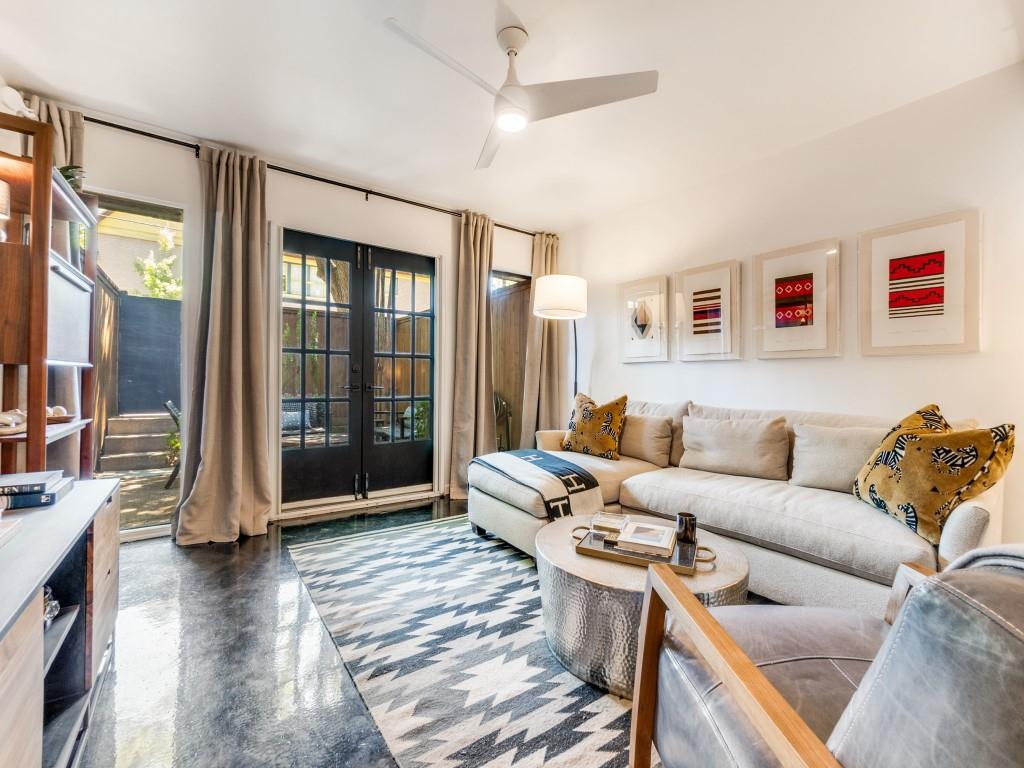 3639 Hawthorne Avenue