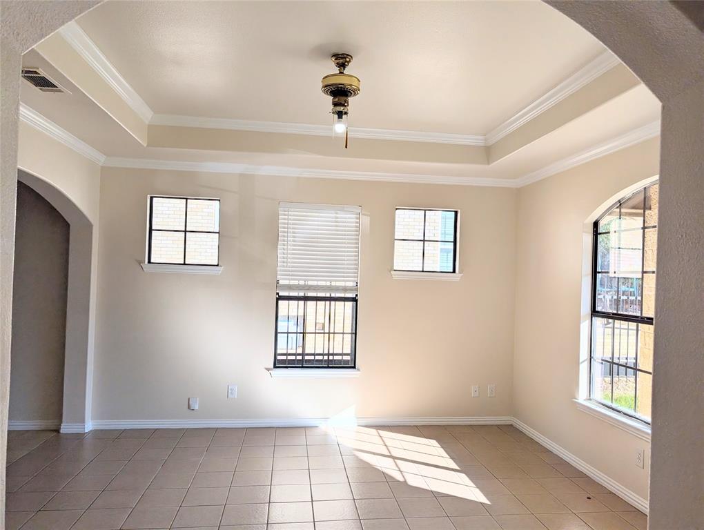 Trinity Heights Add - Residential Lease