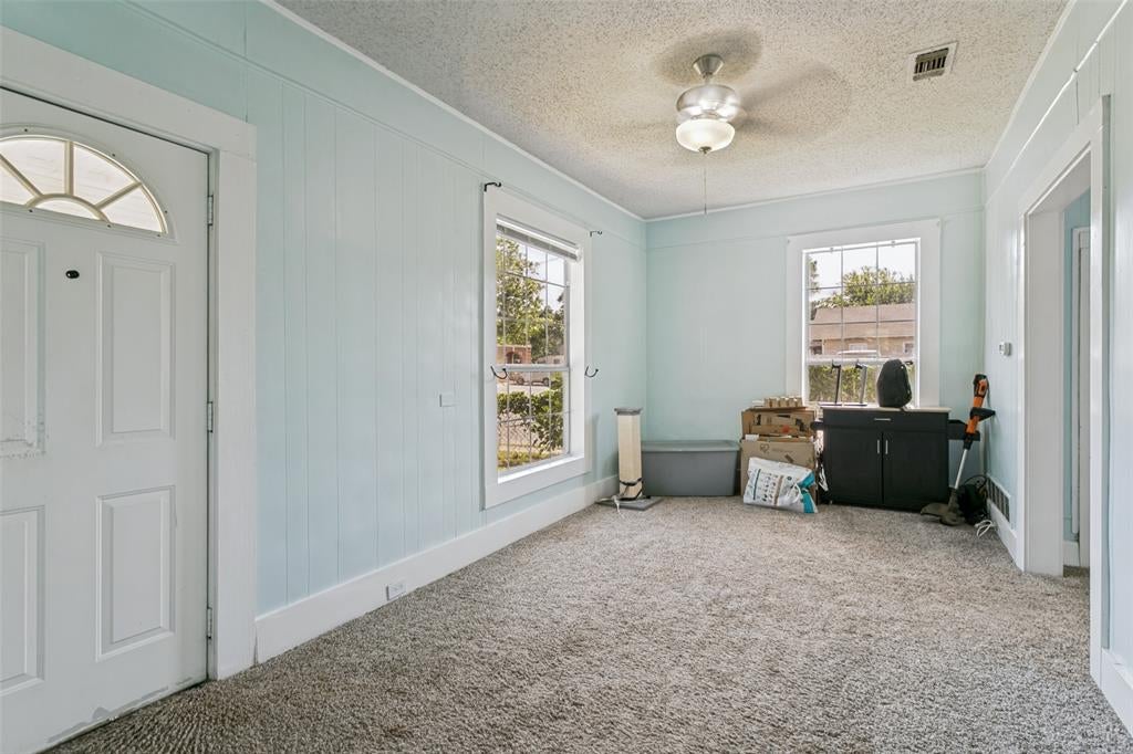 3332 Avenue I