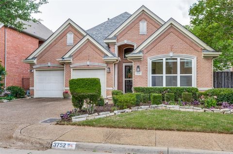 3752 Park Place Addison TX 75001