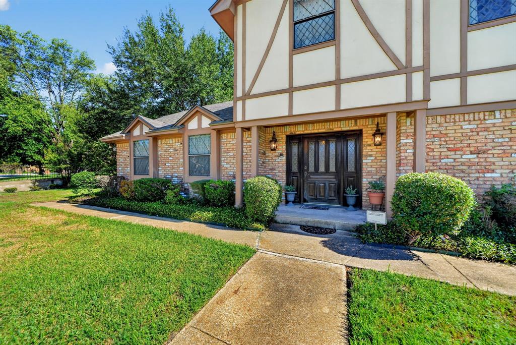 Photo of 103 Owl Tree Trail, Greenville, TX 75402 (MLS # 21405105)